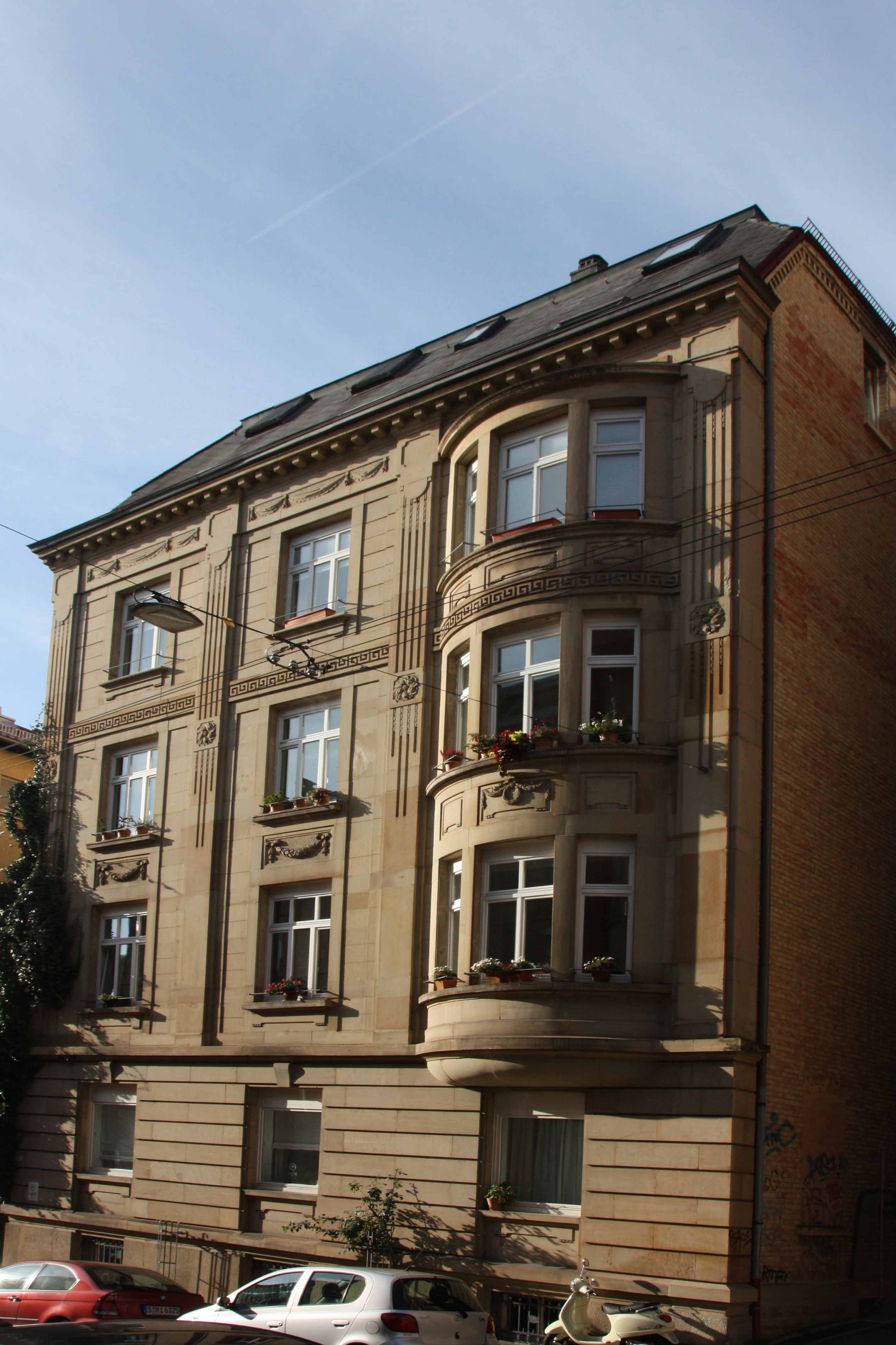 Dachsanierung Denkmalgeschütztes MehrfamilienhausStuttgart
